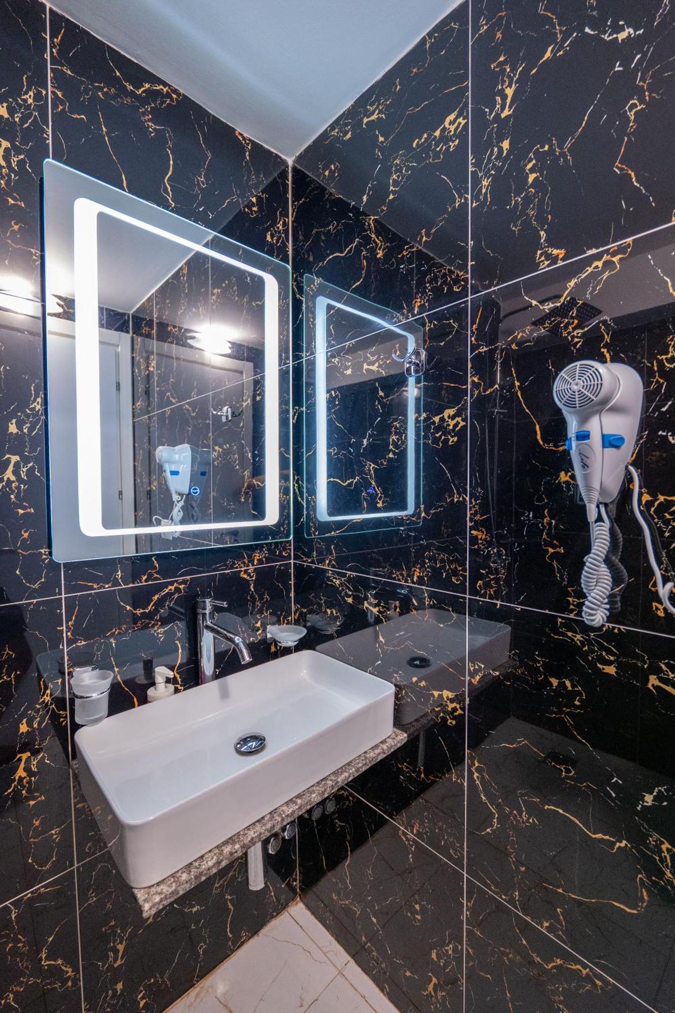 Hotel Elite ซารานเดอ ภายนอก รูปภาพ
